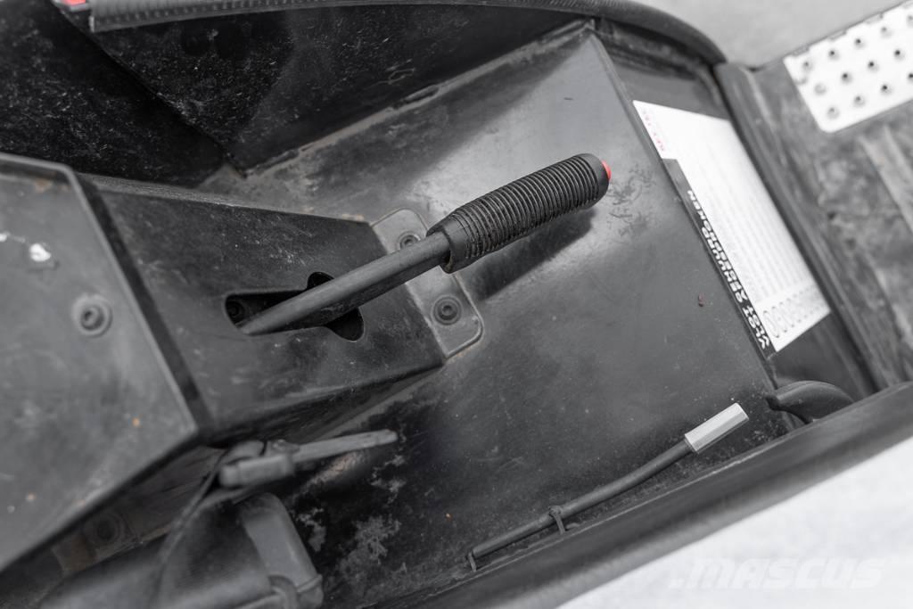 Manitou MLA 3-25 HC Μίνι φορτωτές