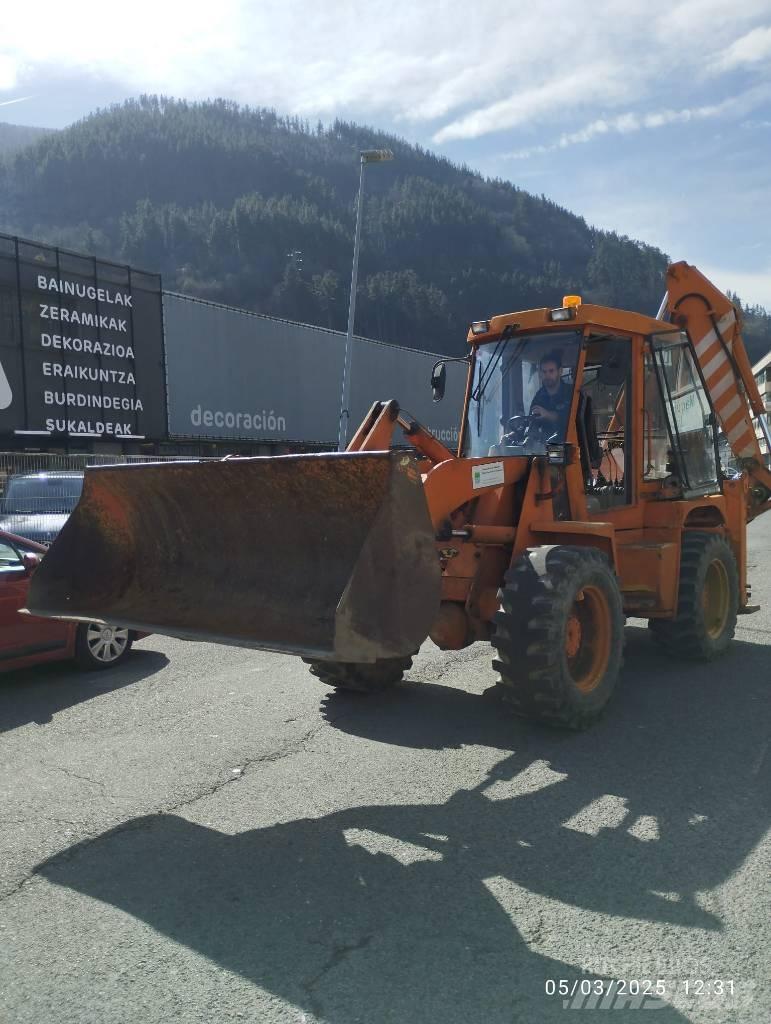 Venieri VF823B/1 Εκσκαφείς Φορτωτές τύπου JCB