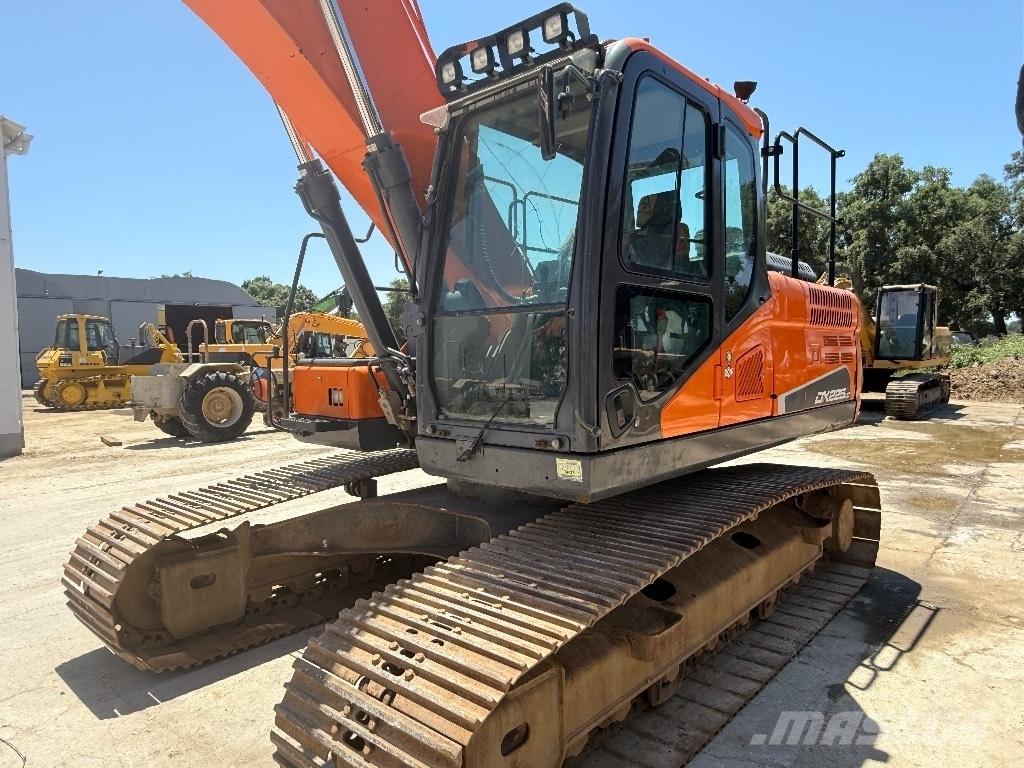  Dossan DX225LC-5 Εκσκαφείς με ερπύστριες