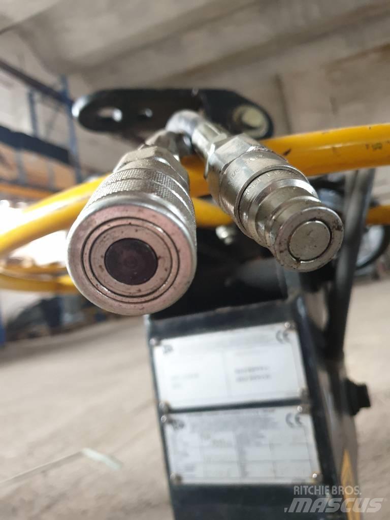 JCB Bordsteinzange Άλλα εξαρτήματα