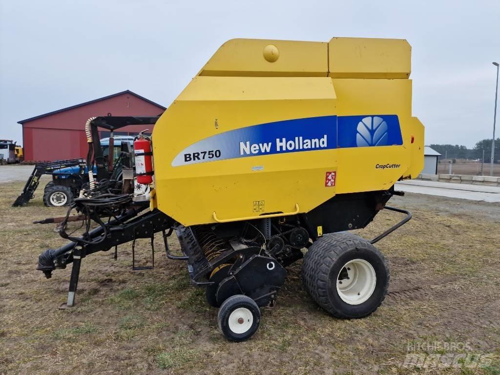 New Holland BR 750 Πρέσες κυλινδρικών δεμάτων