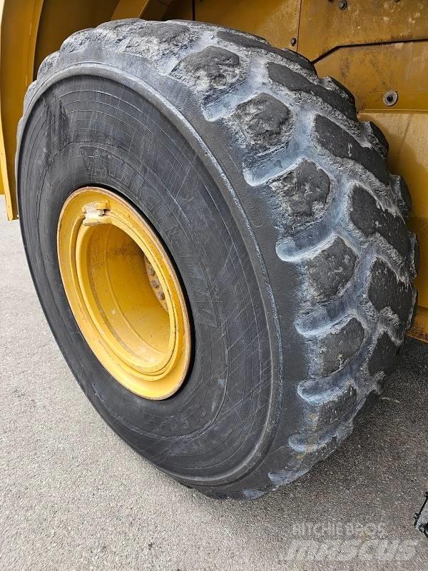 CAT 966K Φορτωτές με λάστιχα (Τροχοφόροι)