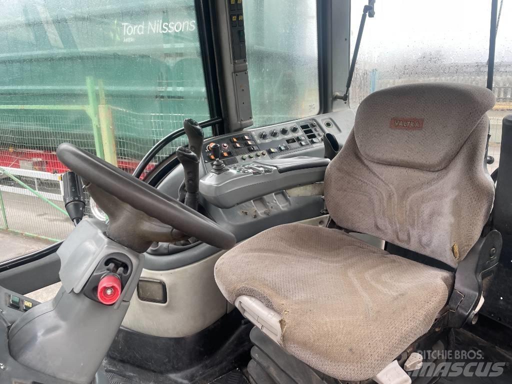 Valtra T 190 Τρακτέρ