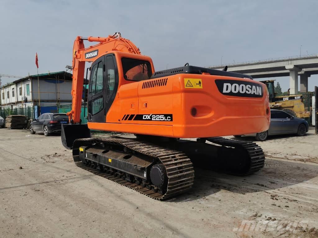 Doosan DX 225 LC Εκσκαφάκι (διαβολάκι) < 7t