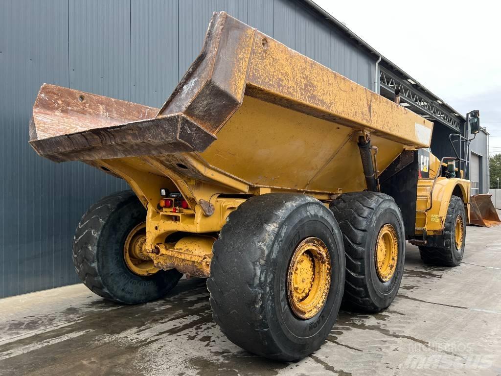 CAT 735B Σπαστό Dump Truck ADT