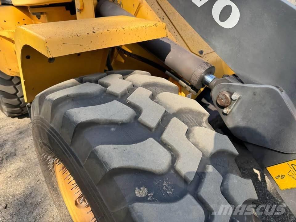 Volvo L 30 G Φορτωτές με λάστιχα (Τροχοφόροι)