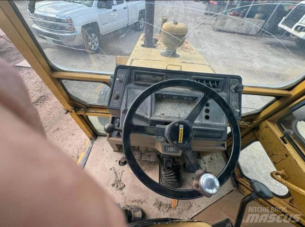 CAT 416 Εκσκαφείς Φορτωτές τύπου JCB