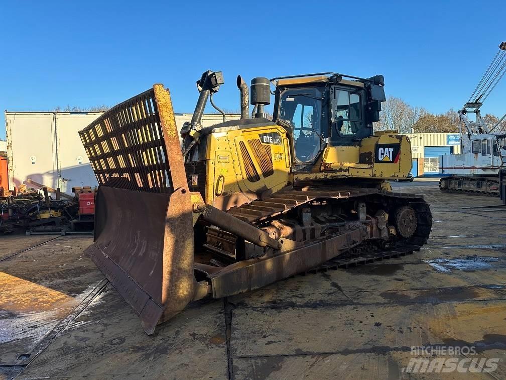 CAT D7E Μπουλντόζες με ερπύστριες