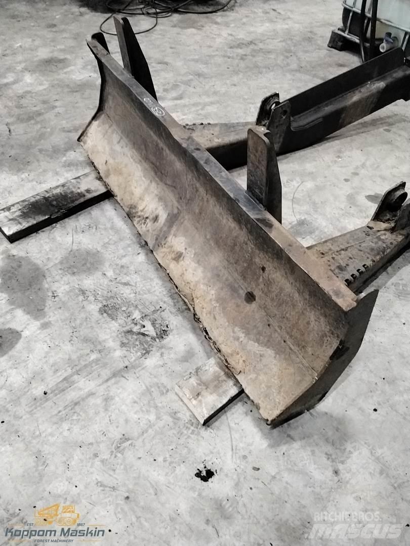 John Deere 1110 Άλλα εξαρτήματα