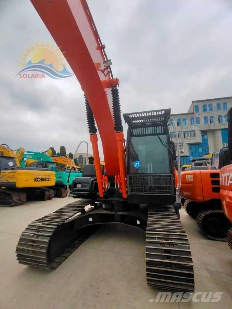 Hitachi ZX 200 Εκσκαφείς με ερπύστριες