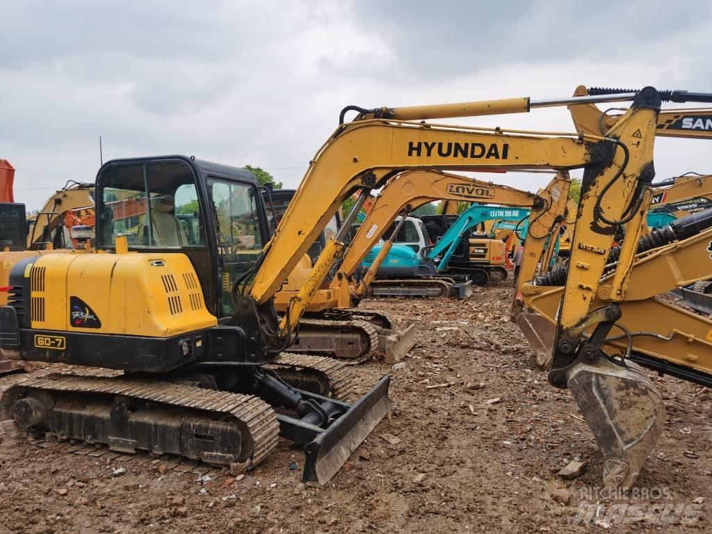 Hyundai R60 Εκσκαφείς με ερπύστριες