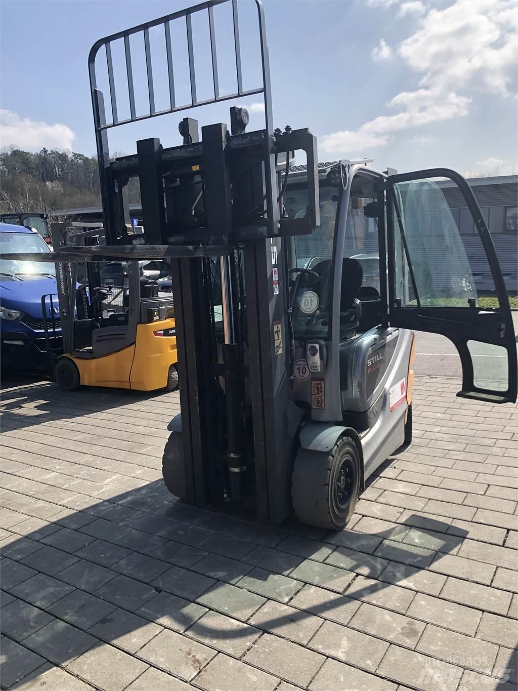 Still RX60-30 Ηλεκτρικά περονοφόρα ανυψωτικά κλαρκ