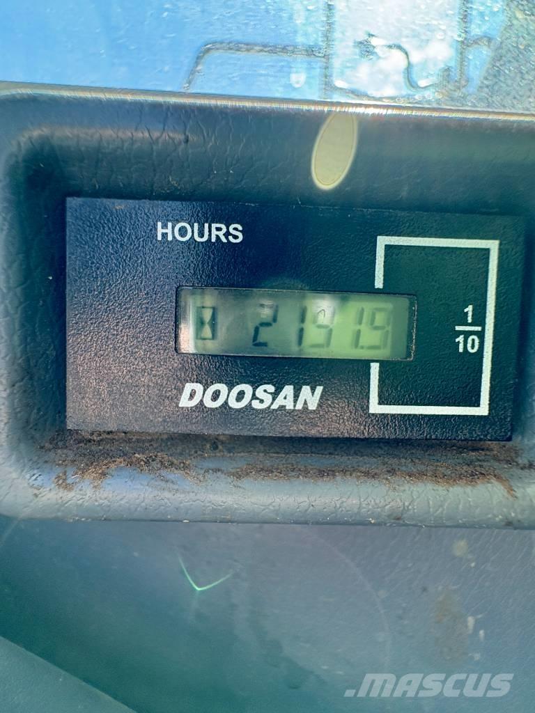 Doosan DX 140 LCR Εκσκαφείς με ερπύστριες