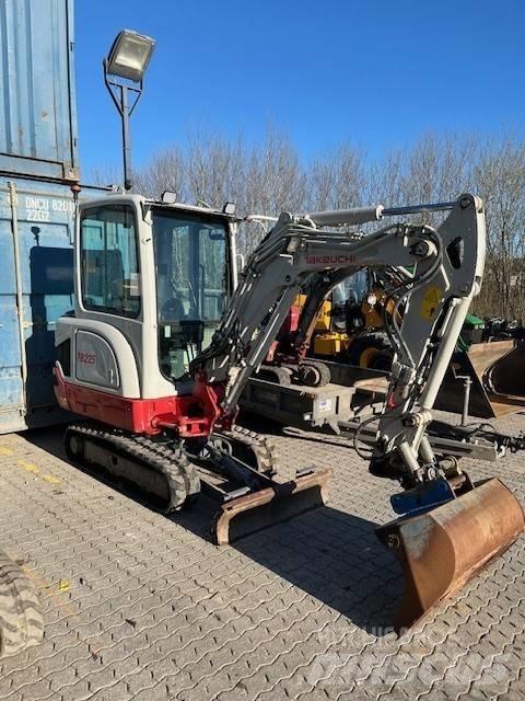 Takeuchi TB 225 Εκσκαφάκι (διαβολάκι) < 7t