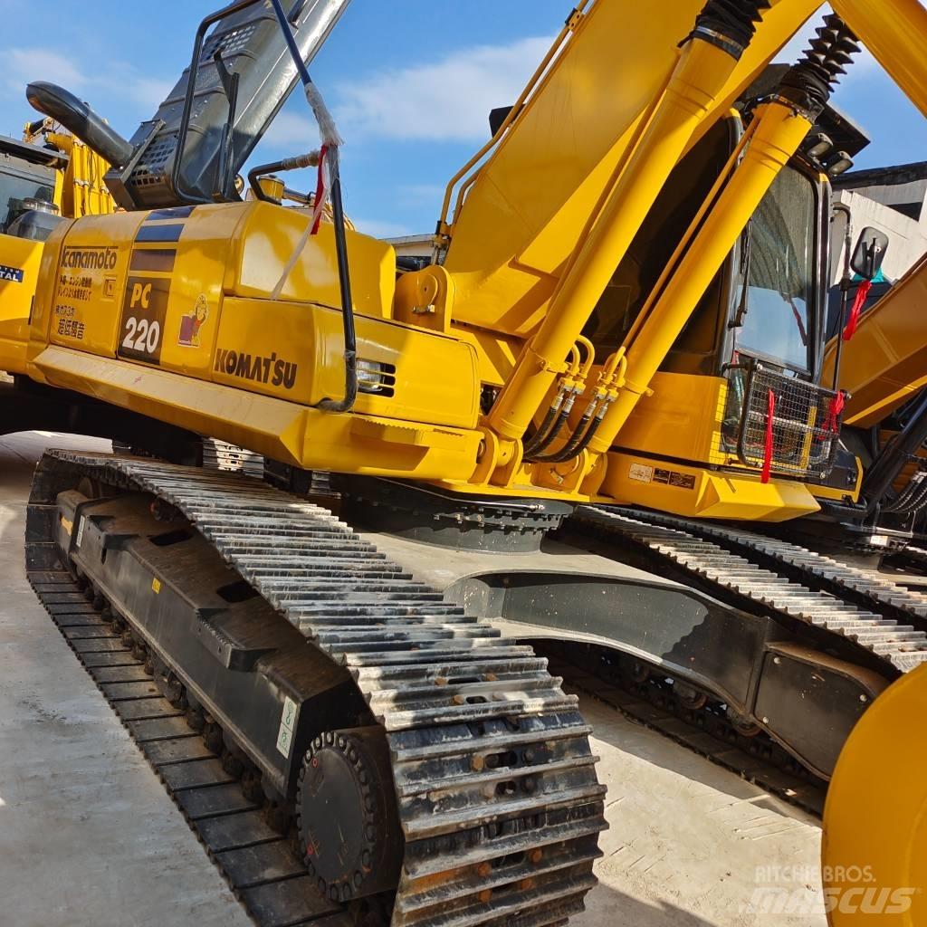 Komatsu PC 220-8 Εκσκαφείς με ερπύστριες