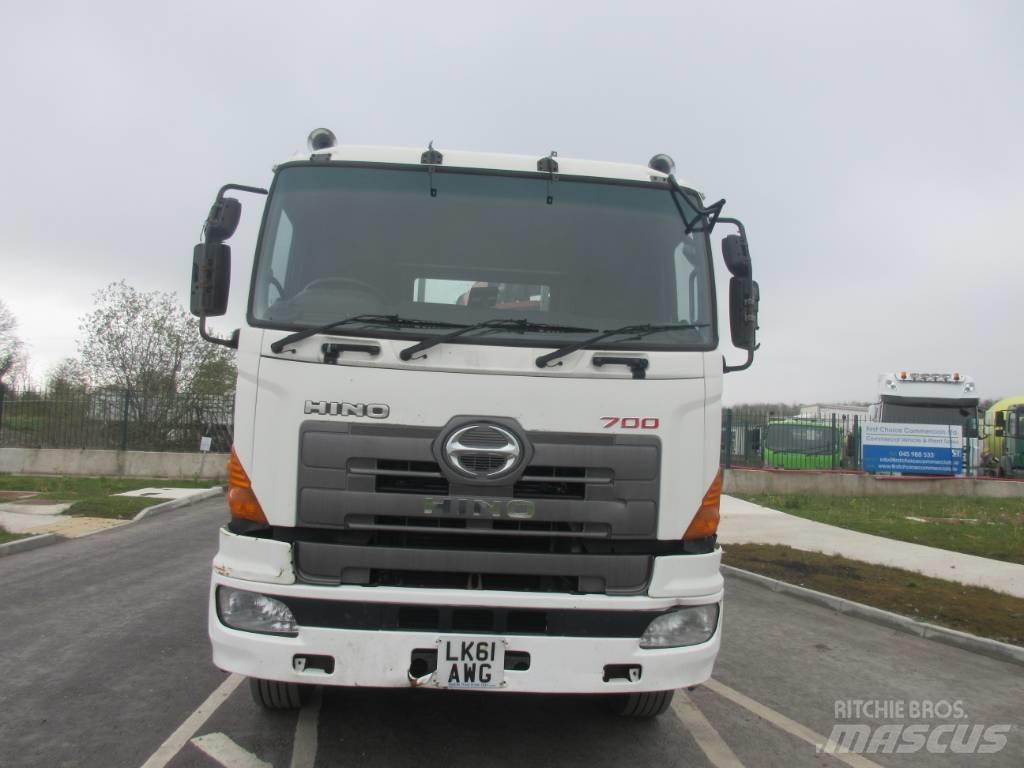 Hino 700 Φορτηγά με Γερανό