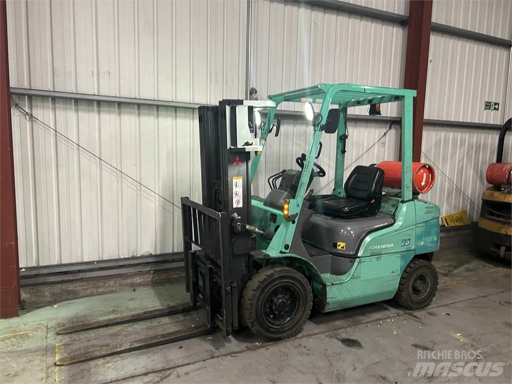 Mitsubishi FG25NT Περονοφόρα ανυψωτικά κλαρκ με φυσικό αέριο LPG