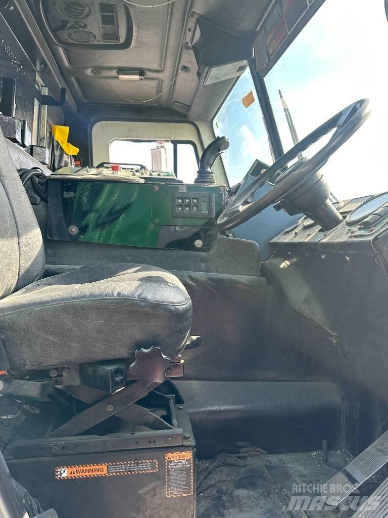 Mack LEU613 Απορριμματοφόρα