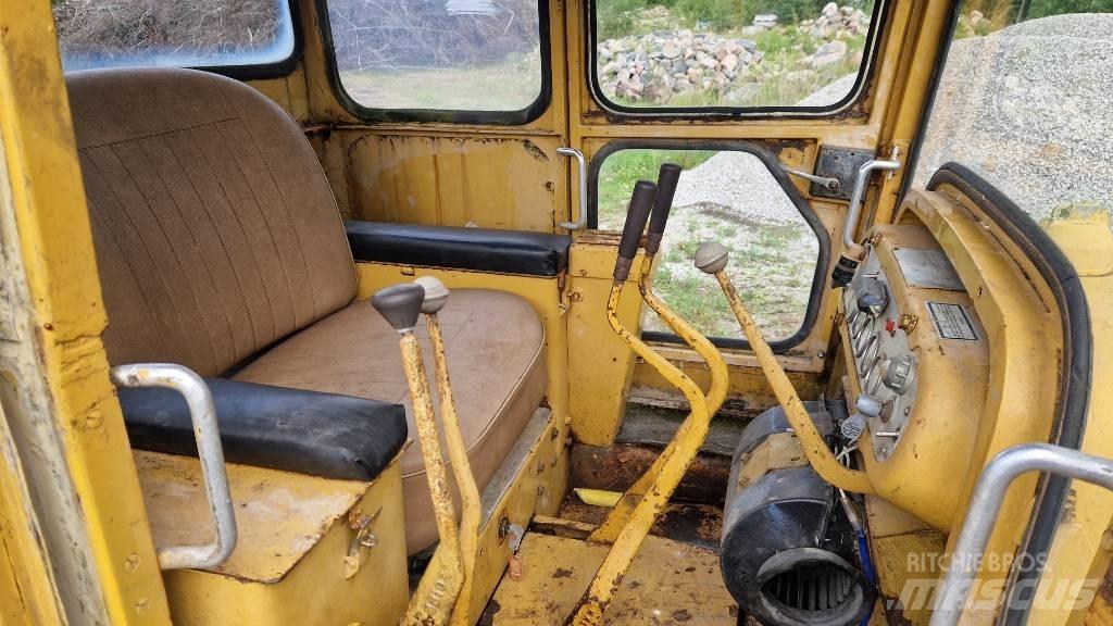 CAT D 4 D Μπουλντόζες με ερπύστριες