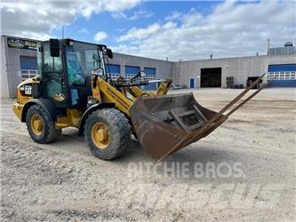 CAT 906M Φορτωτές με λάστιχα (Τροχοφόροι)