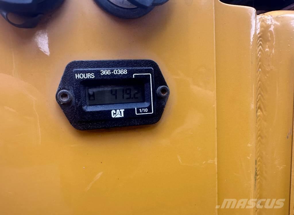 CAT CB 1.7 Οδοστρωτήρες διπλού κυλίνδρου
