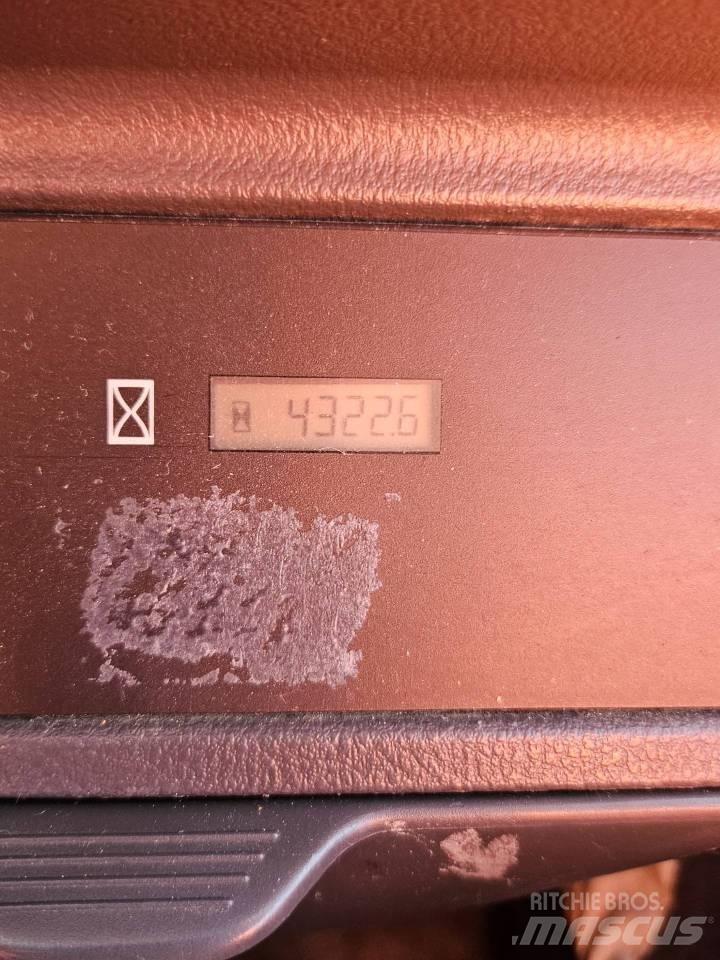 Socage A 314 Εναέριες πλατφόρμες τοποθετημένες σε φορτηγό