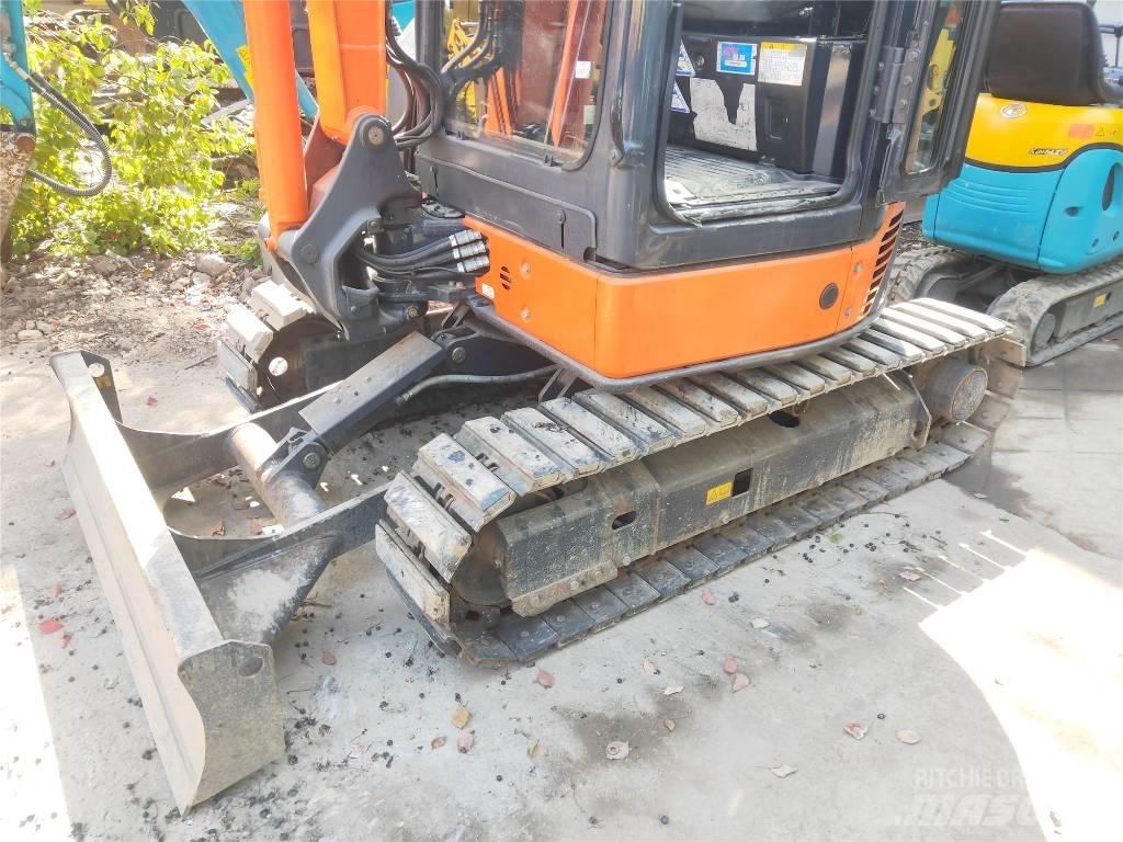 Hitachi ZX 30 U Εκσκαφάκι (διαβολάκι) < 7t