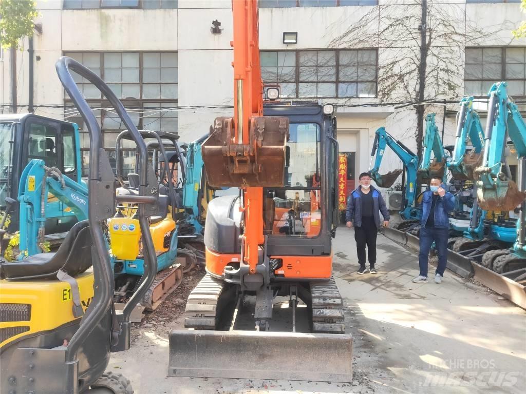 Hitachi ZX 30 U Εκσκαφάκι (διαβολάκι) < 7t