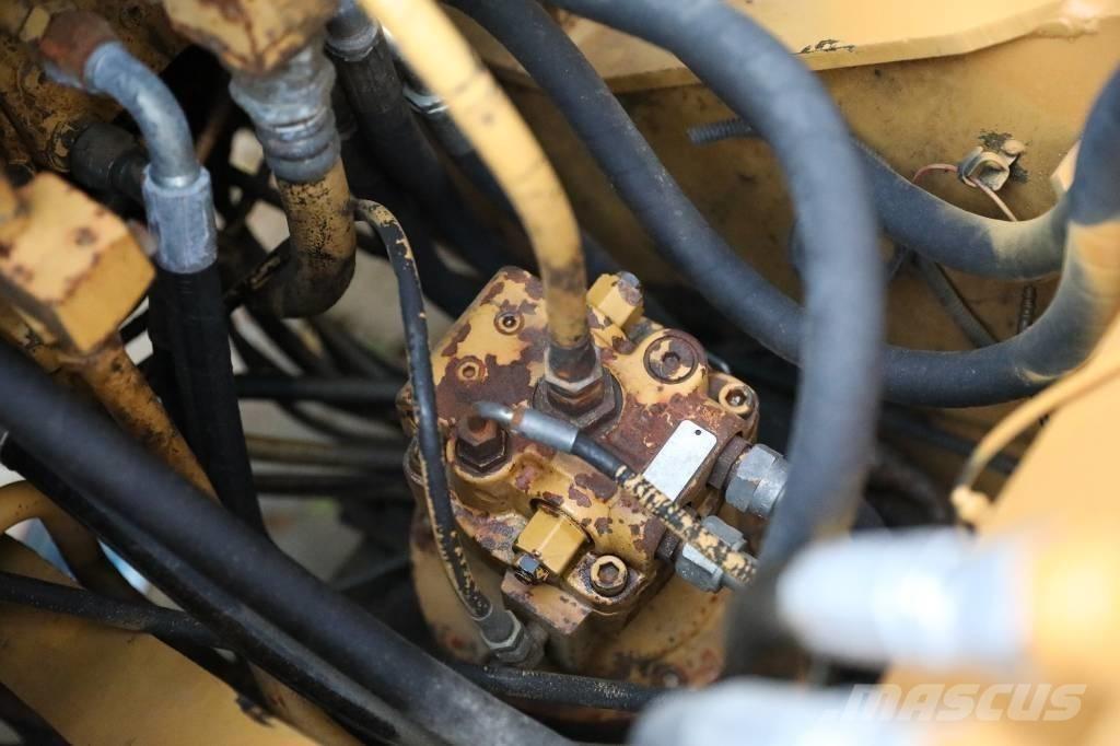 CAT E 70 B Εκσκαφάκι (διαβολάκι) < 7t