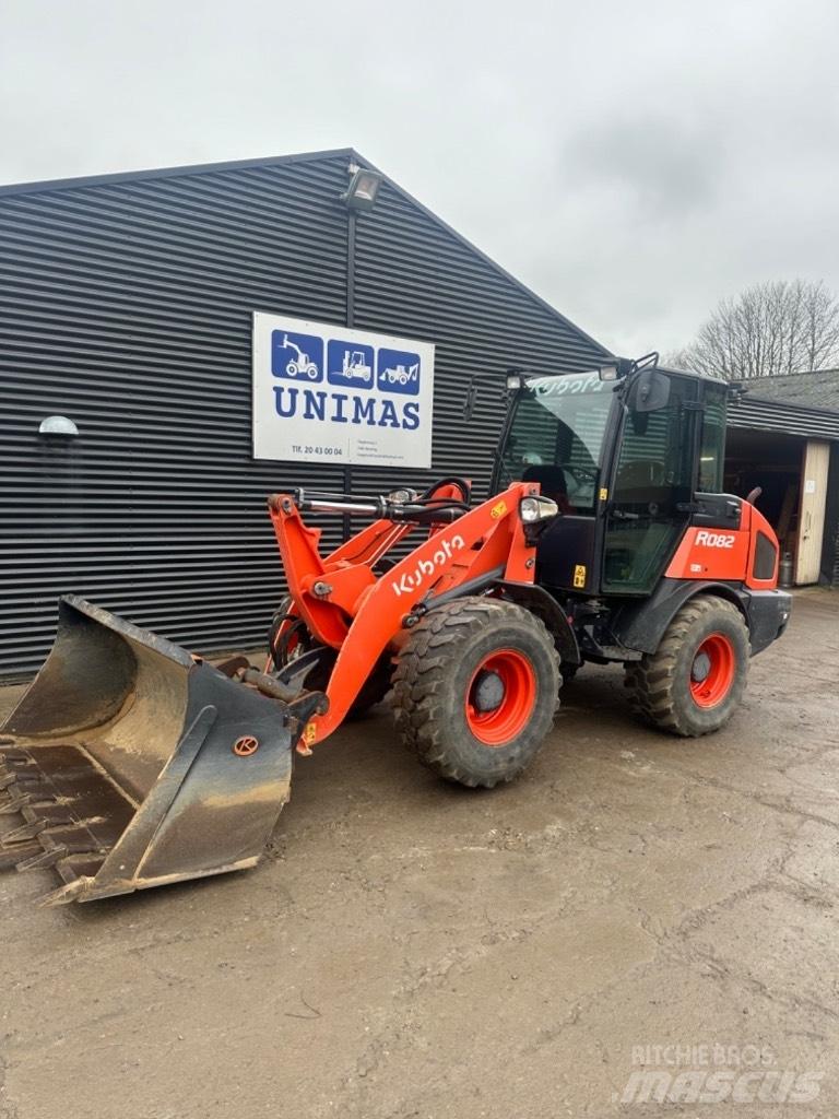 Kubota R 082 Φορτωτές με λάστιχα (Τροχοφόροι)