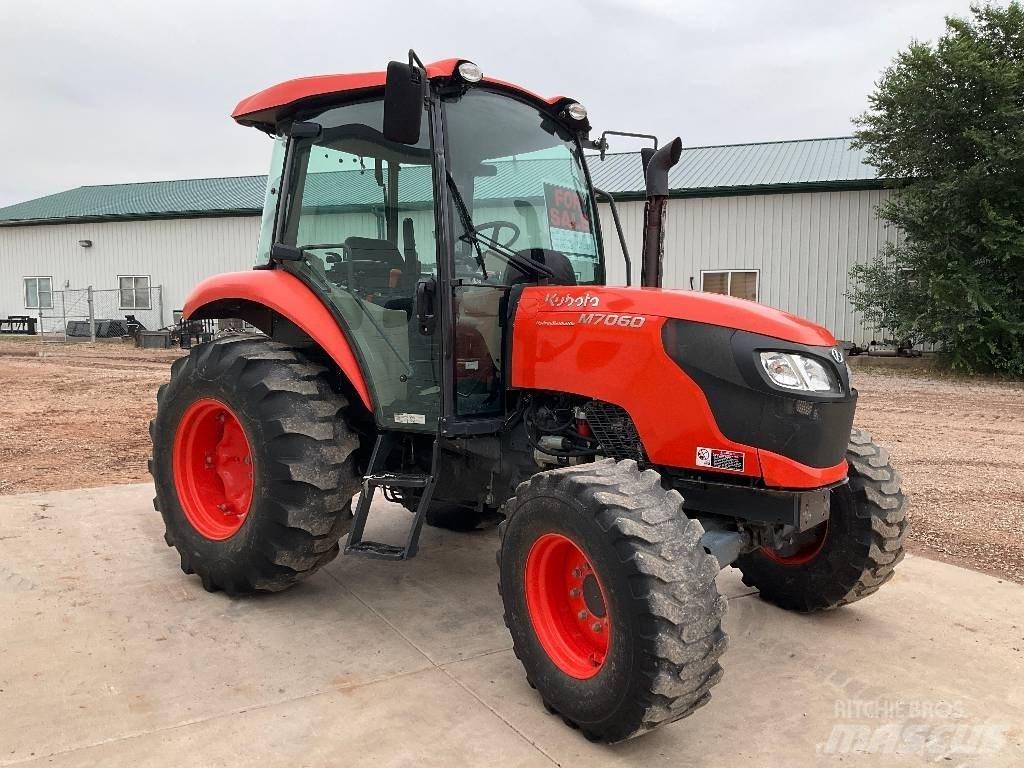 Kubota M 7060 Τρακτέρ