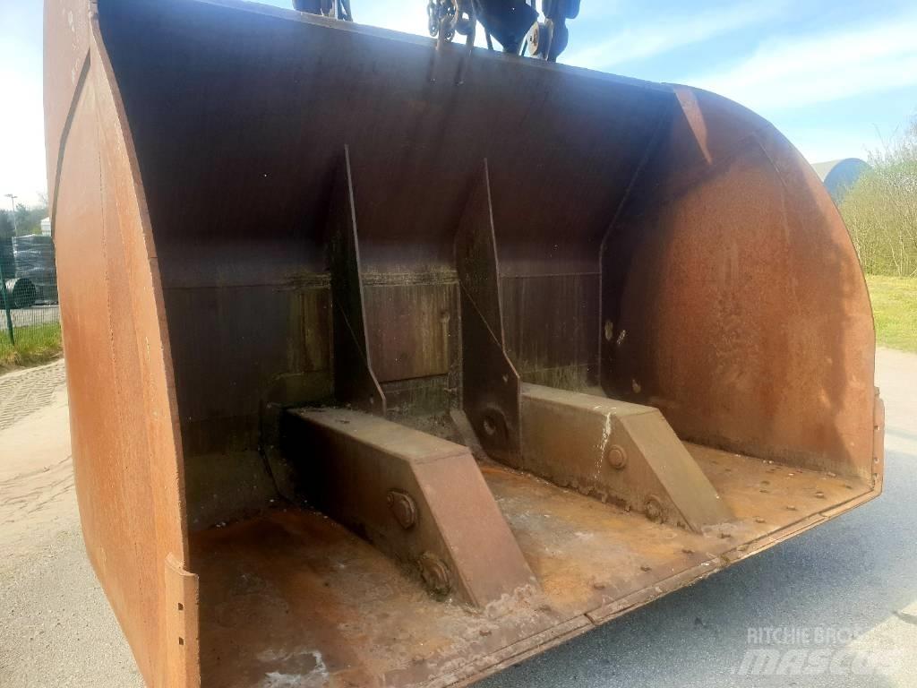  GODET GHD 8M3 Κουβάδες