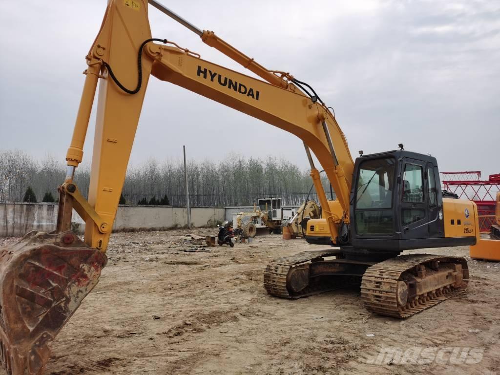 Hyundai R225LC-7 Εκσκαφείς με ερπύστριες