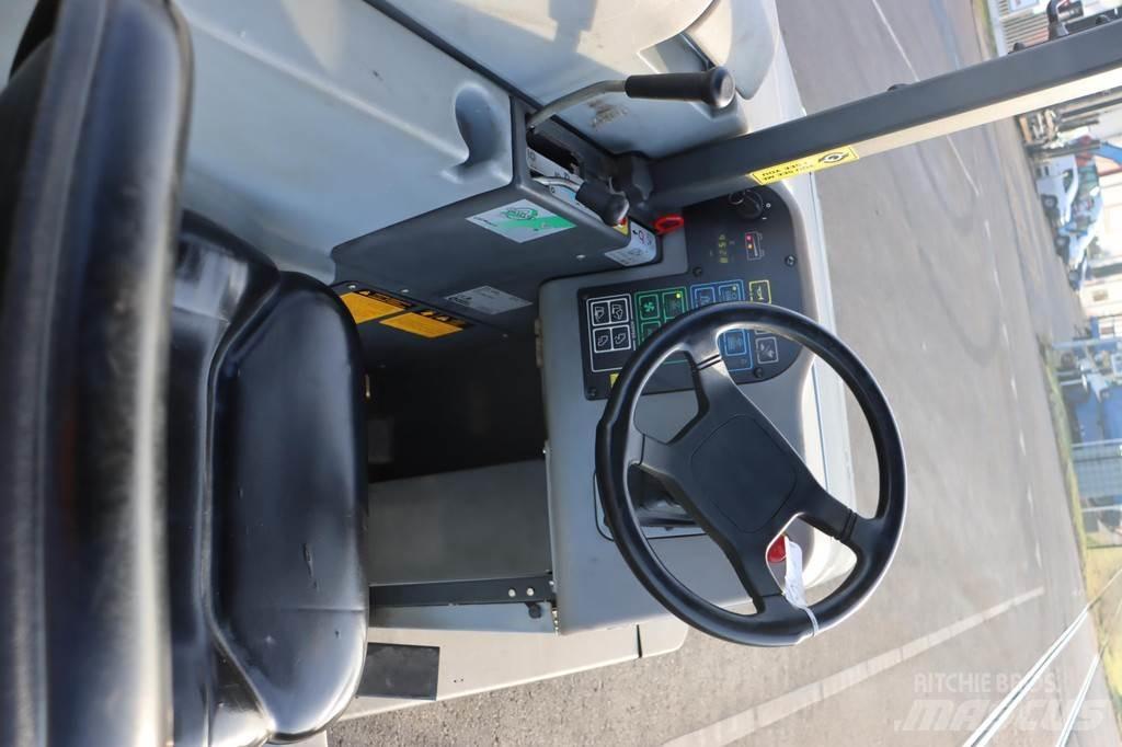 Nilfisk CR1200 Σκούπες
