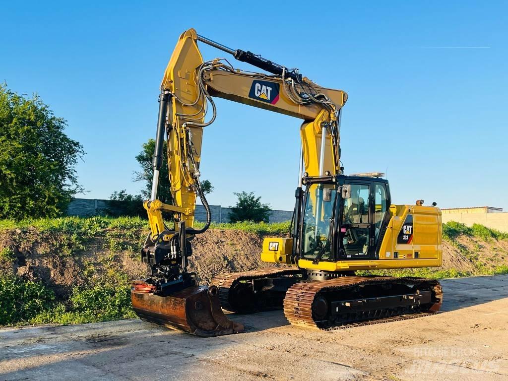 CAT 323 Εκσκαφείς με ερπύστριες