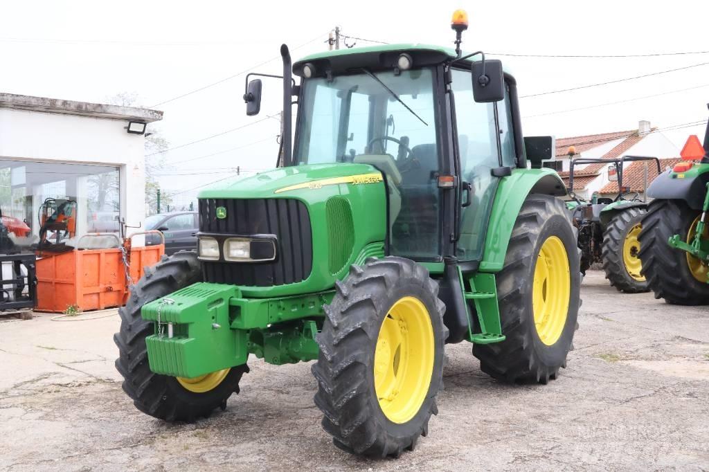 John Deere 6120 Τρακτέρ