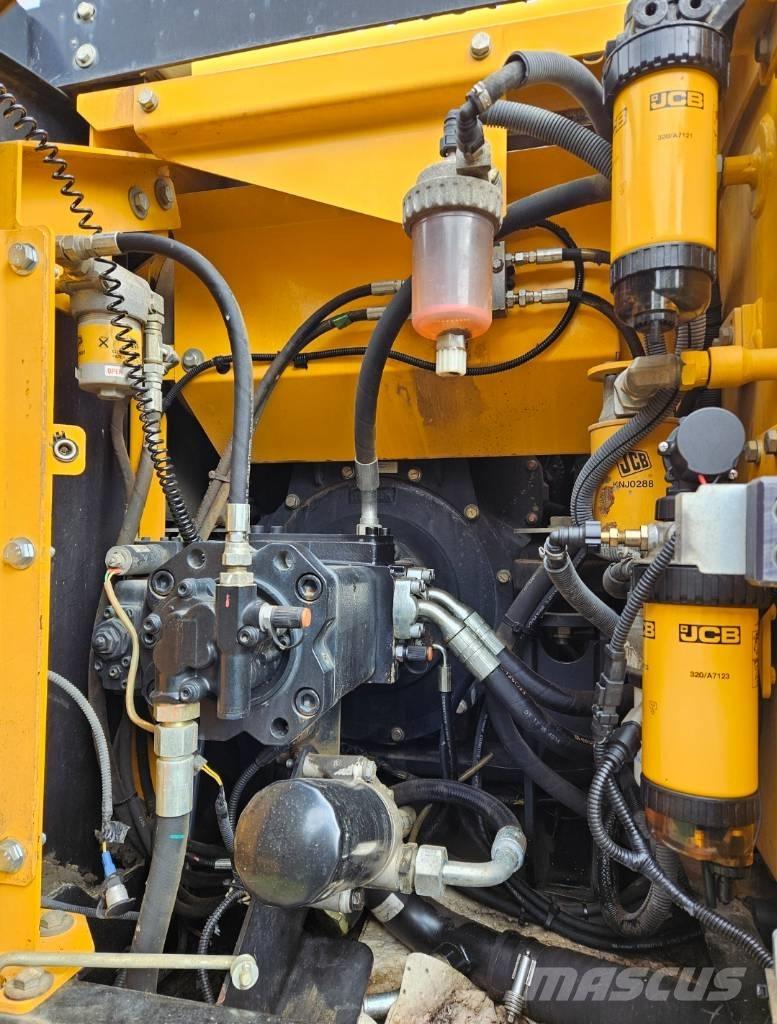 JCB JS 131 LC Εκσκαφείς με ερπύστριες