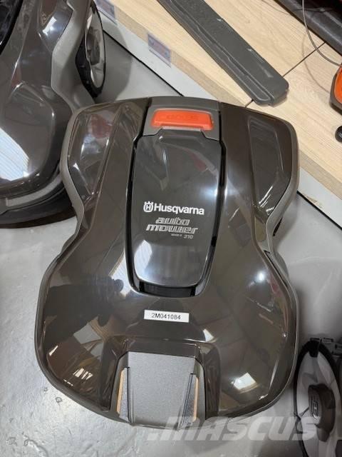 Husqvarna AM310 Ρομποτικά Χορτοκοπτικά