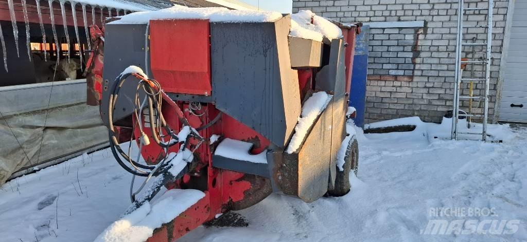 Kuhn Primor 3560 Τεμαχιστές, κόπτες και ξετυλιχτές δεμάτων