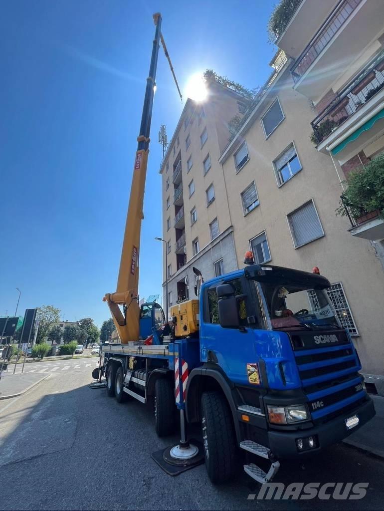 Socage Sioux 65 Εναέριες πλατφόρμες τοποθετημένες σε φορτηγό