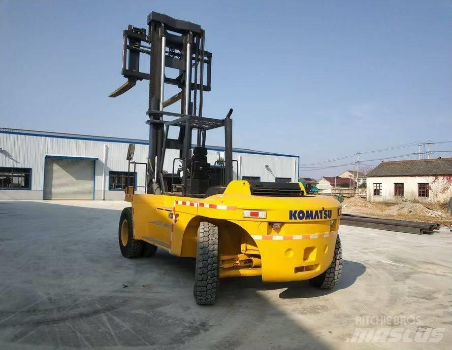 Komatsu FD 200 Πετρελαιοκίνητα Κλαρκ