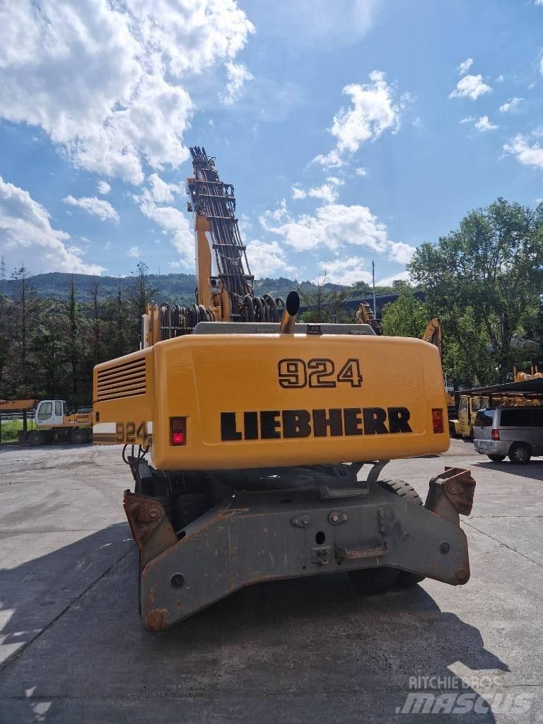 Liebherr A924C Βιομηχανικά μηχανήματα διαχείρισης αποβλήτων