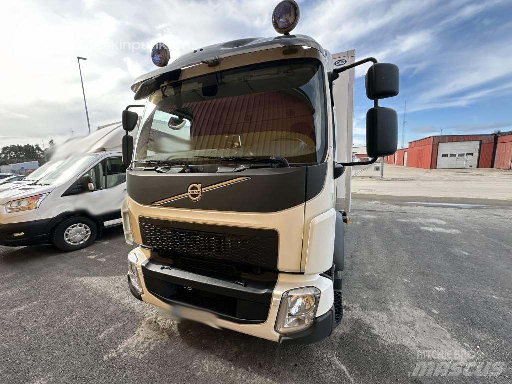 Volvo FL 210 Φορτηγά Κόφα