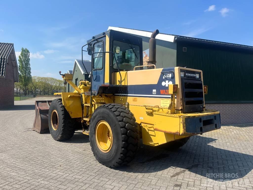 Komatsu WA 320-1 Φορτωτές με λάστιχα (Τροχοφόροι)