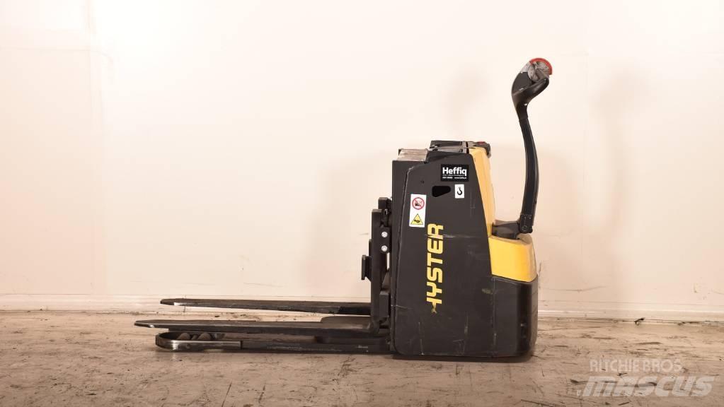 Hyster S2.4HBE Χειροκίνητο περονοφόρο ανυψωτικό
