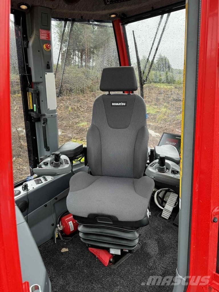 Komatsu 875 Μεταφορείς ξυλείας