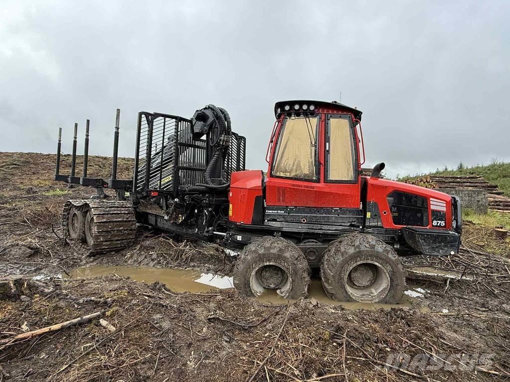 Komatsu 875 Μεταφορείς ξυλείας