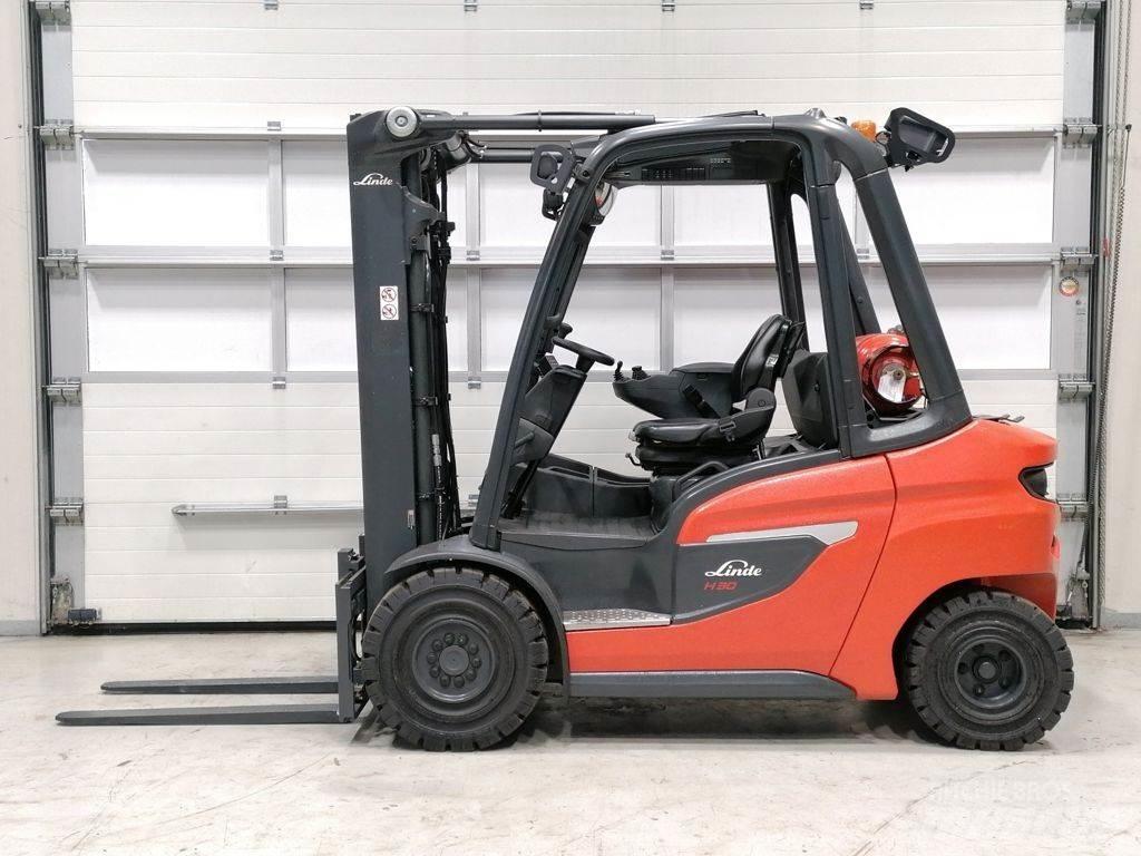 Linde H30T-01 Περονοφόρα ανυψωτικά κλαρκ με φυσικό αέριο LPG