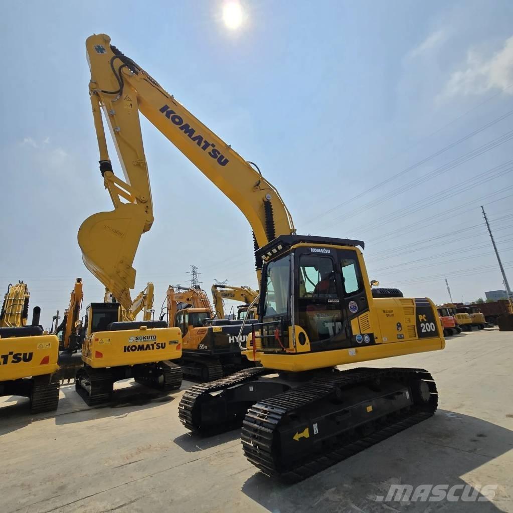 Komatsu PC 200-8 Εκσκαφείς με ερπύστριες
