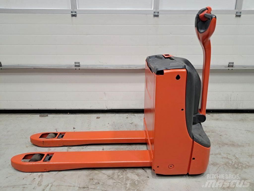 Linde T16 Χειροκίνητο περονοφόρο ανυψωτικό